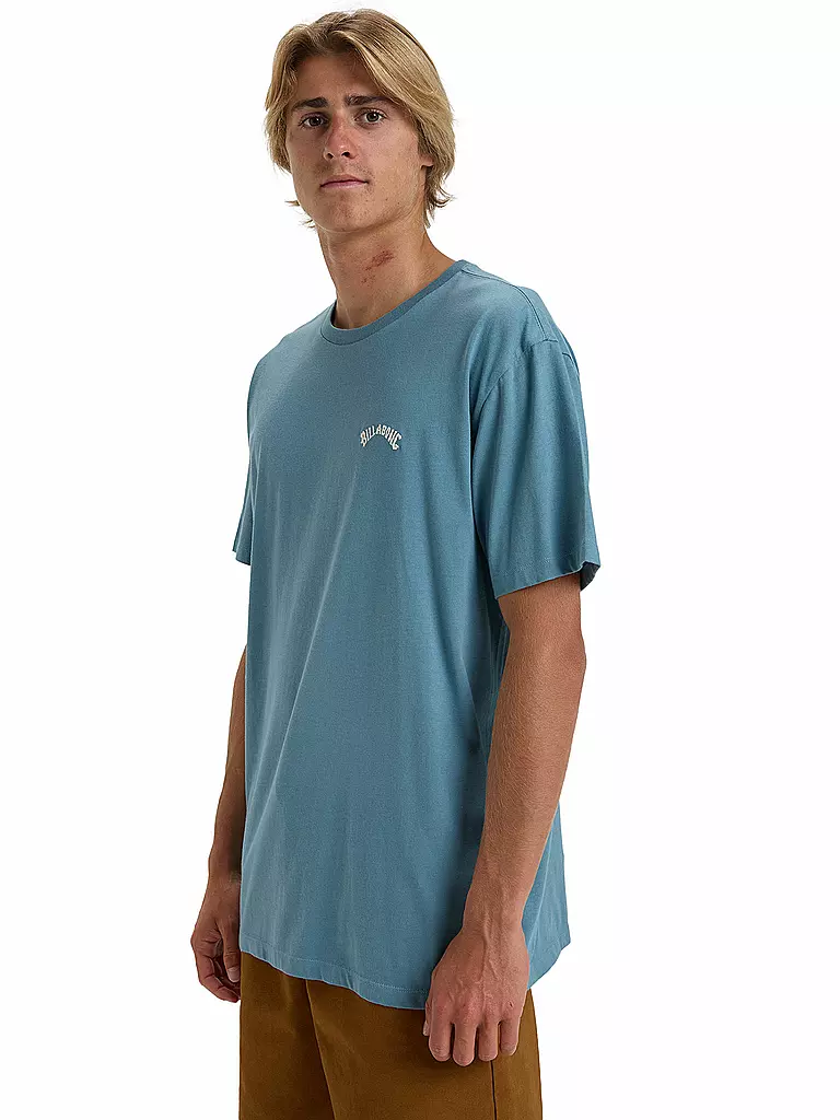 BILLABONG | Herren Beachshirt Arch Crew | hellblau