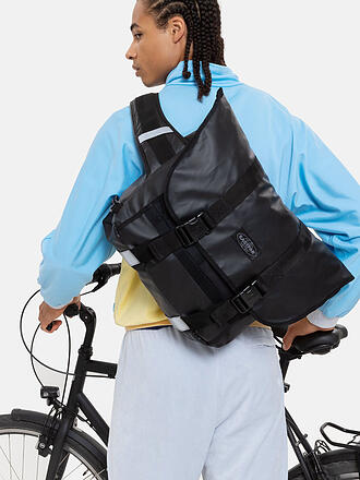 EASTPAK | Umhängetasche Messer Bike 15L