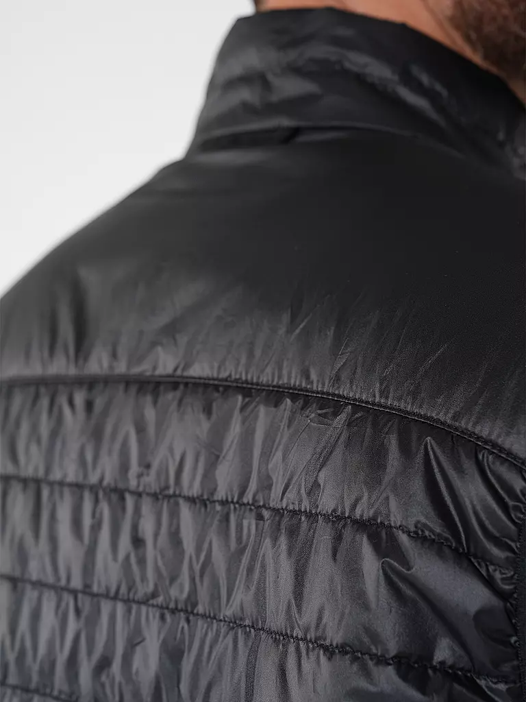 FJÄLLRÄVEN | Herren Isoweste Abisko Padded | schwarz