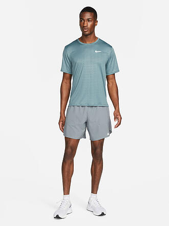 NIKE | Herren 2in1 Laufshort Dri-FIT Stride 7