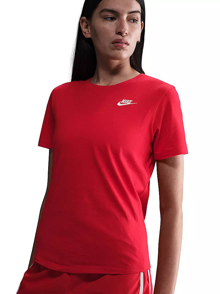 NIKE | Damen T-Shirt Sportswear Club Essentials  | rot