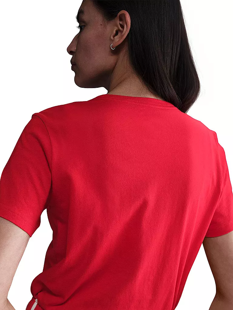 NIKE | Damen T-Shirt Sportswear Club Essentials  | rot