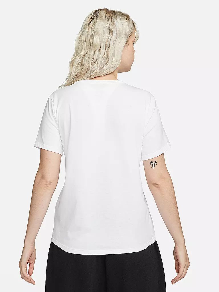 NIKE | Damen T-Shirt Sportswear Club Essentials | rot