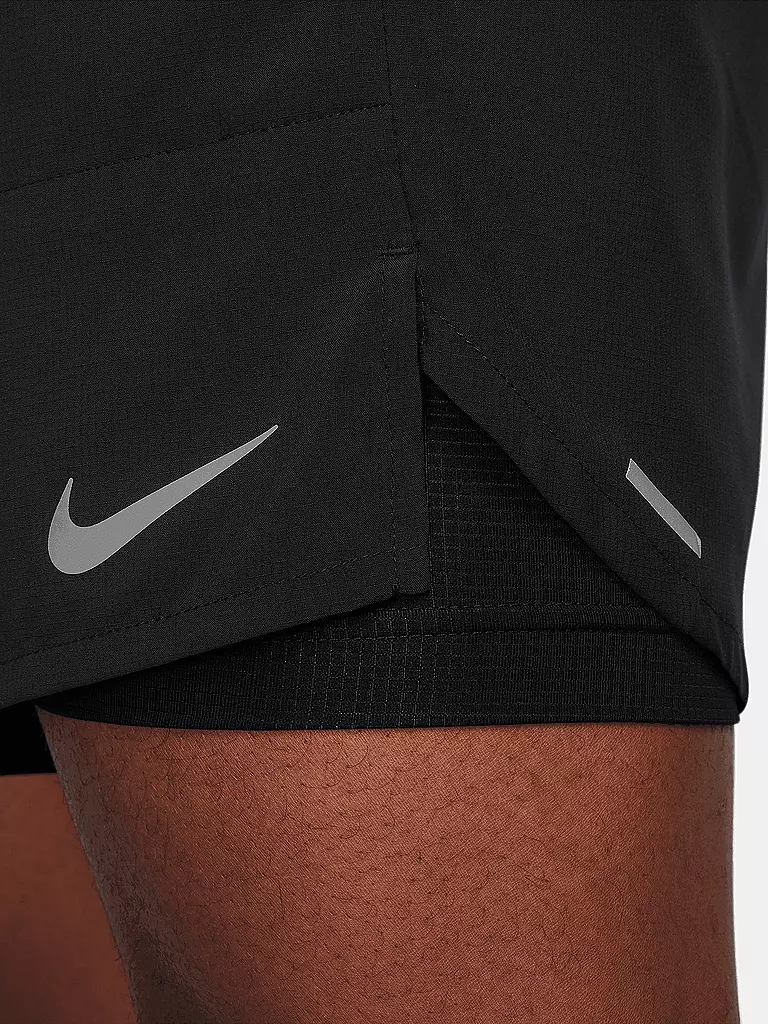 NIKE | Herren 2in1 Laufshort Dri-FIT Stride 7" | schwarz