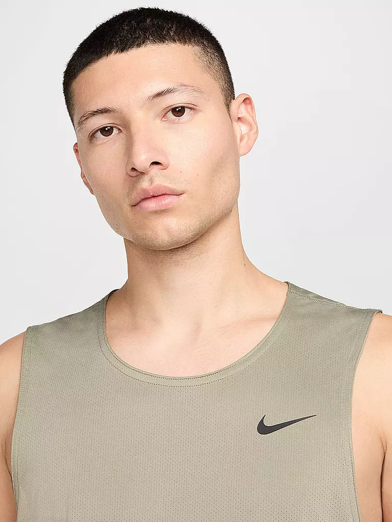 NIKE | Herren Fitnesstank Ready Dri-FIT | olive