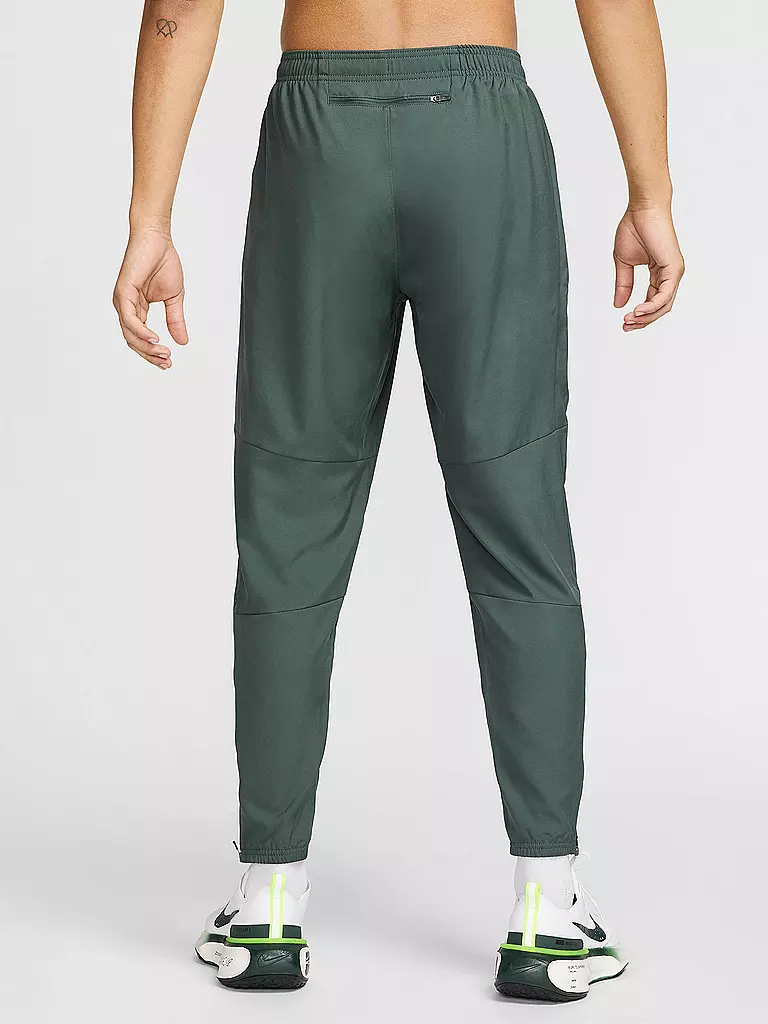 NIKE | Herren Jogginghose Challenger | dunkelgrün