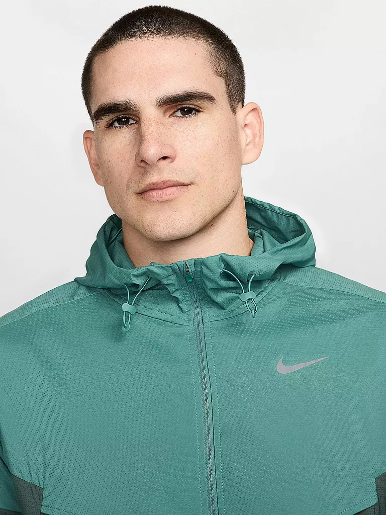 NIKE | Herren Laufjacke Windrunner | dunkelgrün