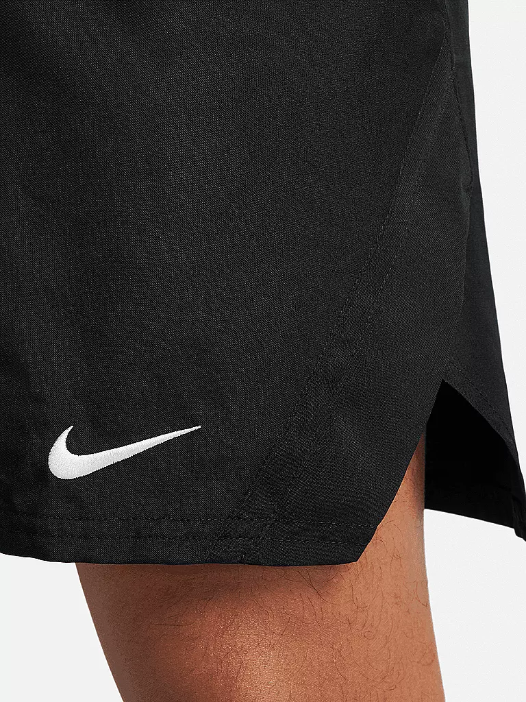 NIKE | Herren Tennisshort Victory | schwarz