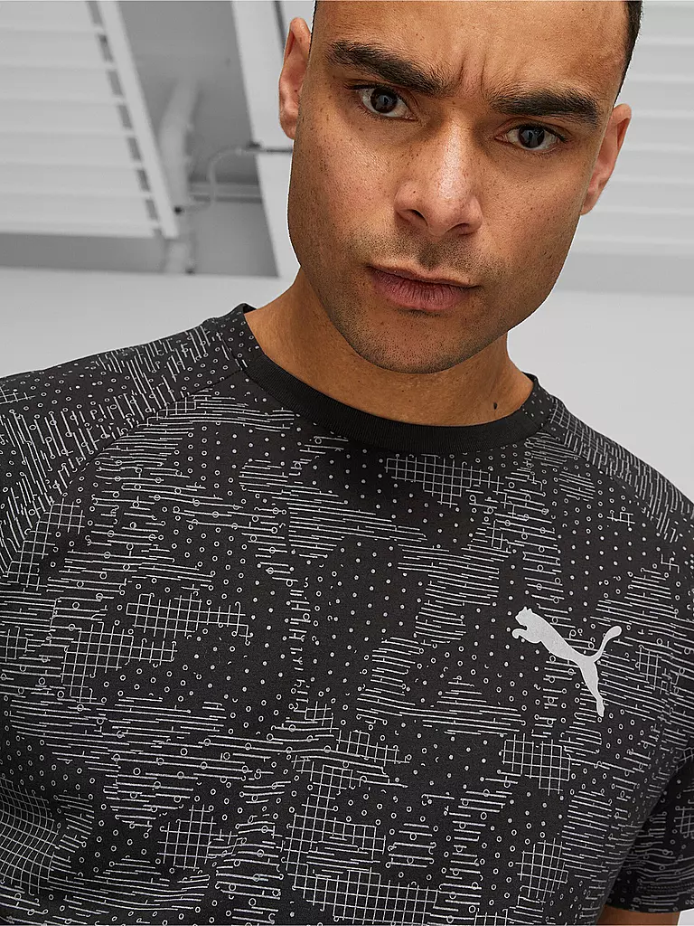 PUMA | Herren T-Shirt Evostripe | schwarz