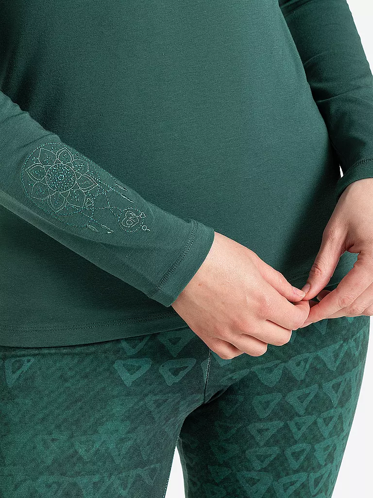 THE SPIRIT OF OM | Damen Yogashirt Chakra-Flower Bambus | dunkelgrün